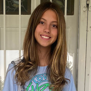 Meet your Posher, Lola